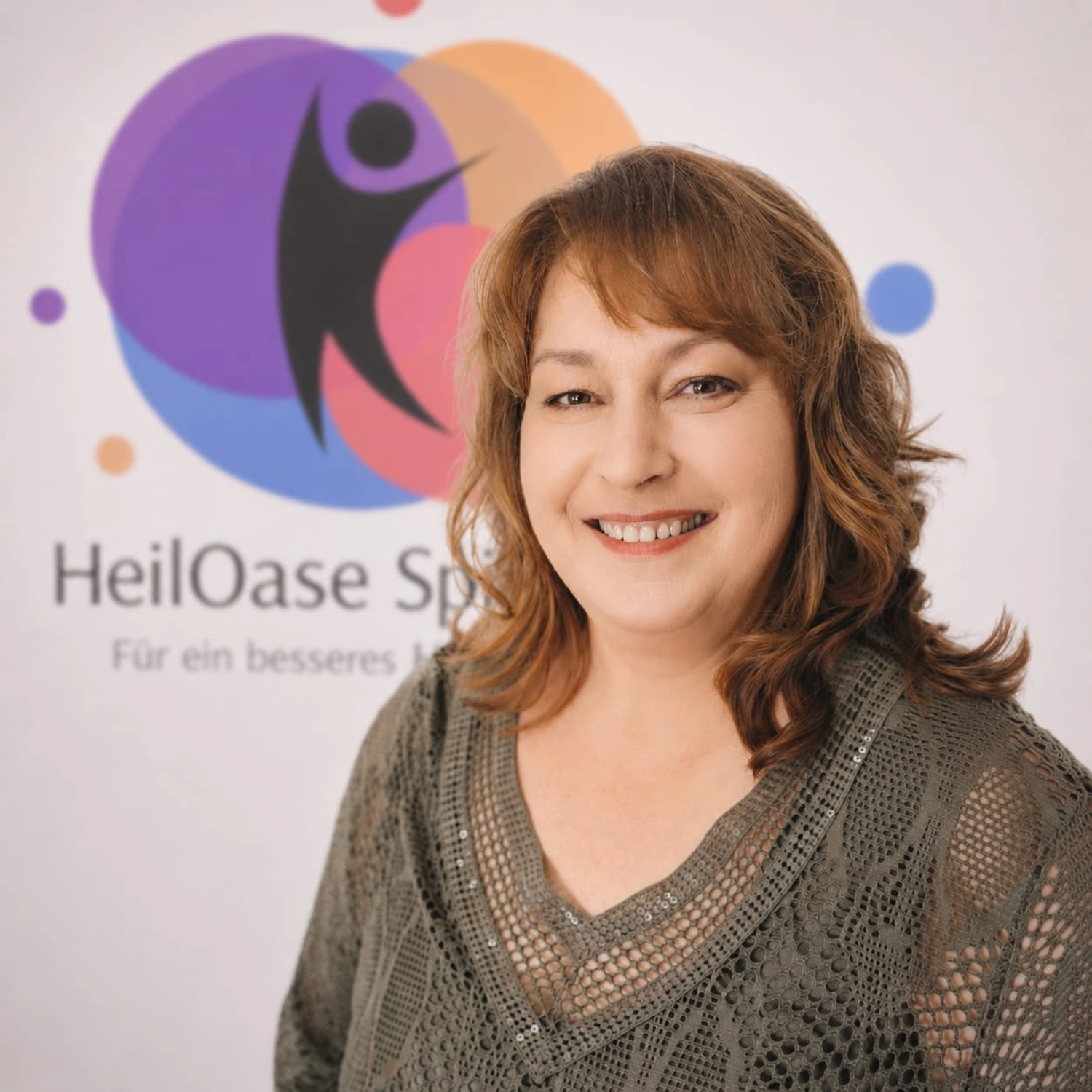 HeilOase Spiczak - Frauen spielen Ludo und unterhalten sich